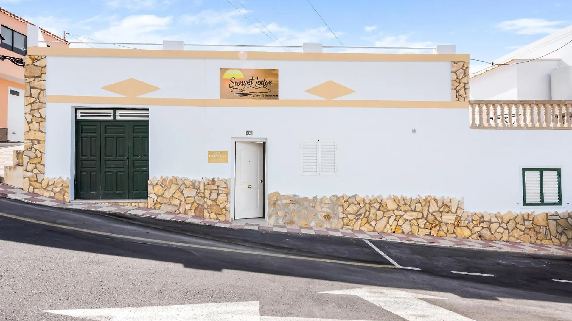 Sunset Lodge El Molledo