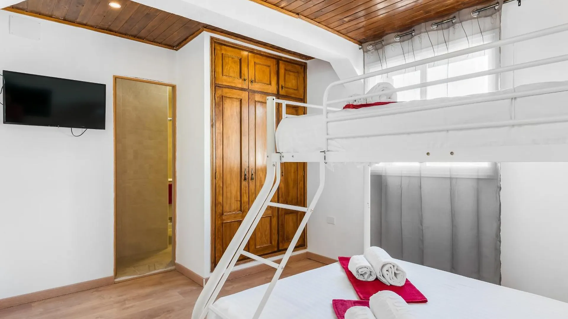 Sunset Lodge El Molledo 0*,  Spain